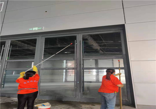 展会馆保洁
