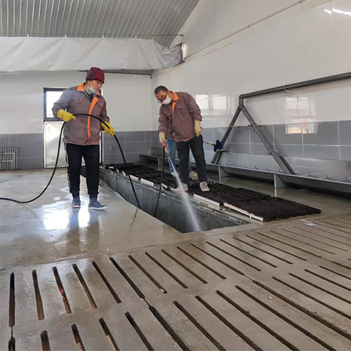 养殖场清洁消毒